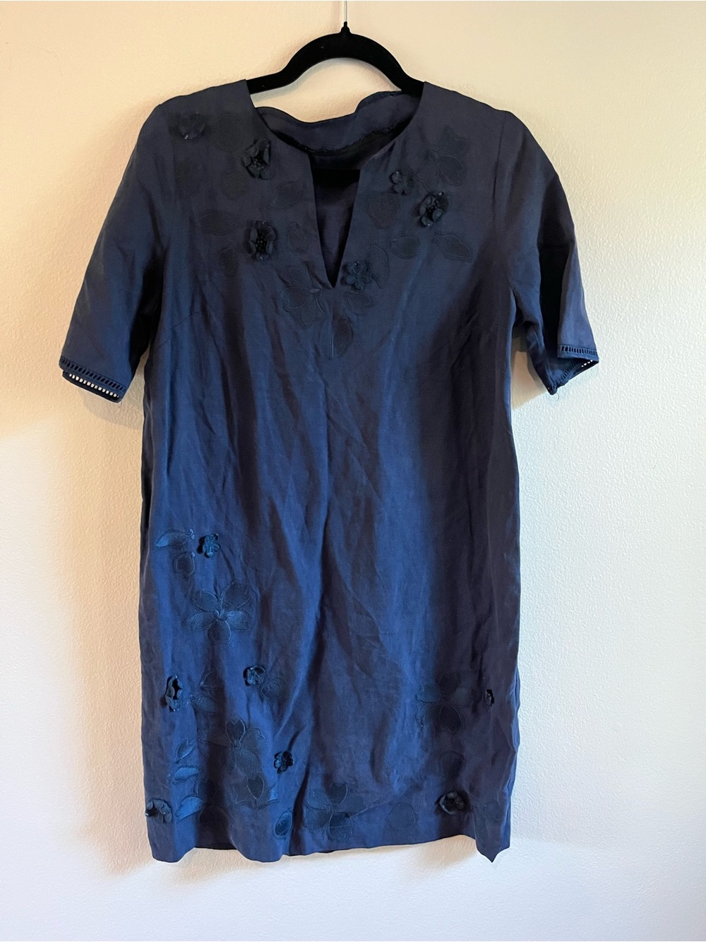 Margaret O’Leary Navy Embroidered Floral Linen Blend Shift Dress